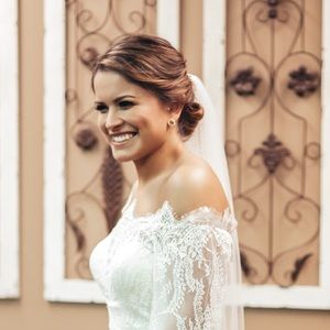 Meet your Posher, Mercedes